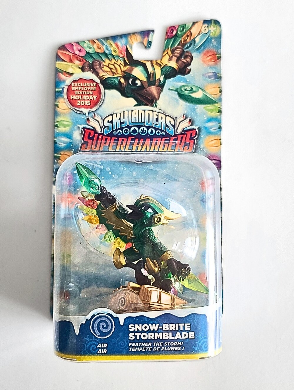 Skylanders SuperChargers Snow-Brite Stormblade Employee Edition Holiday 2015